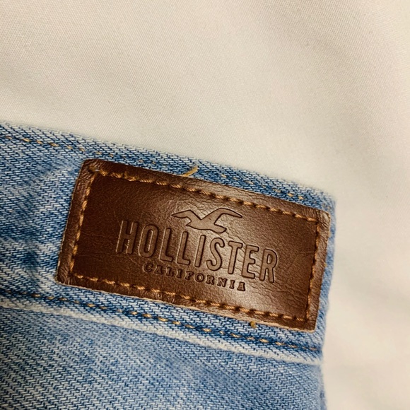 Heavily Distressed Boyfriend Jeans - Picture 4 of 4